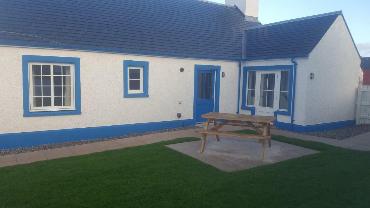 Olavat Cottage Detached Property With Parking Inverness Eksteriør bilde